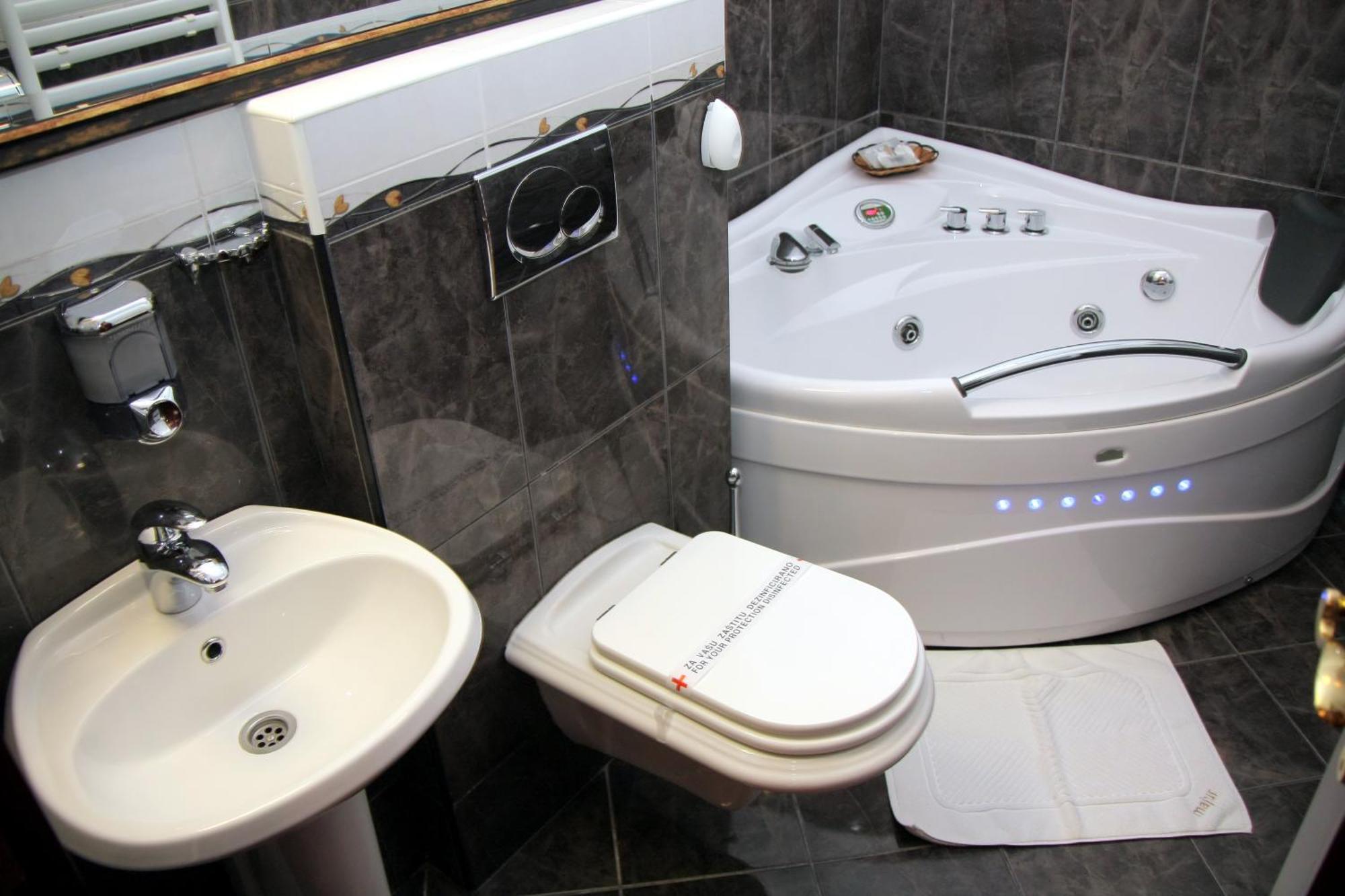 Hotel Villa Majur Σουμπότικα Εξωτερικό φωτογραφία
